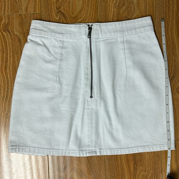 Princess Polly Lioness Lola Skirt - Picture 2 of 3